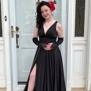 Meet your Posher, Emma